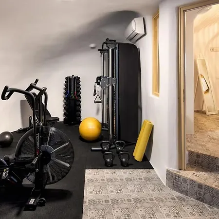 Villa Mystagoge Retreat Cave With An Indoor Pool And Gym Vóthon Exterior foto