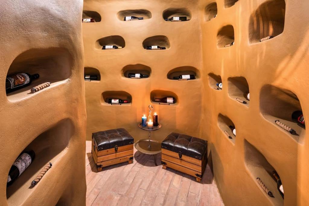 Mystagoge Retreat Cave With An Indoor Pool And Gym Villa *